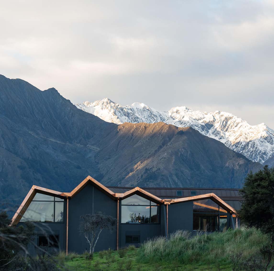 Luxurious Retreats: Unveiling Queenstown’s Finest Hotels