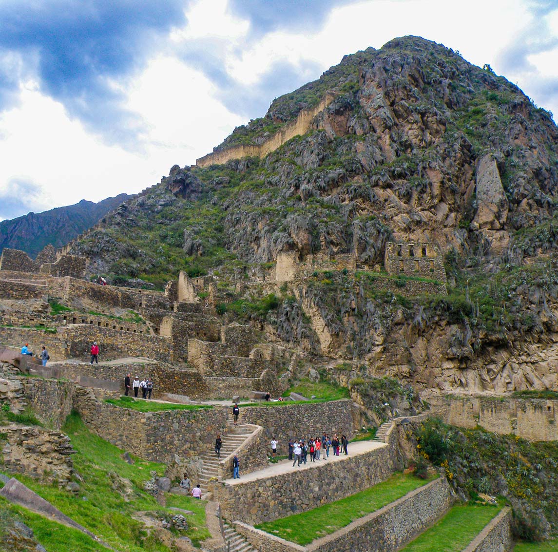 Unveiling the Enigmatic Facets of Cusco’s Ruins: Tales from Travelers